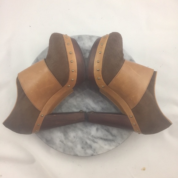 UGG Lliana Brown Calf Hair Platform Bootie 7 - Picture 6 of 8